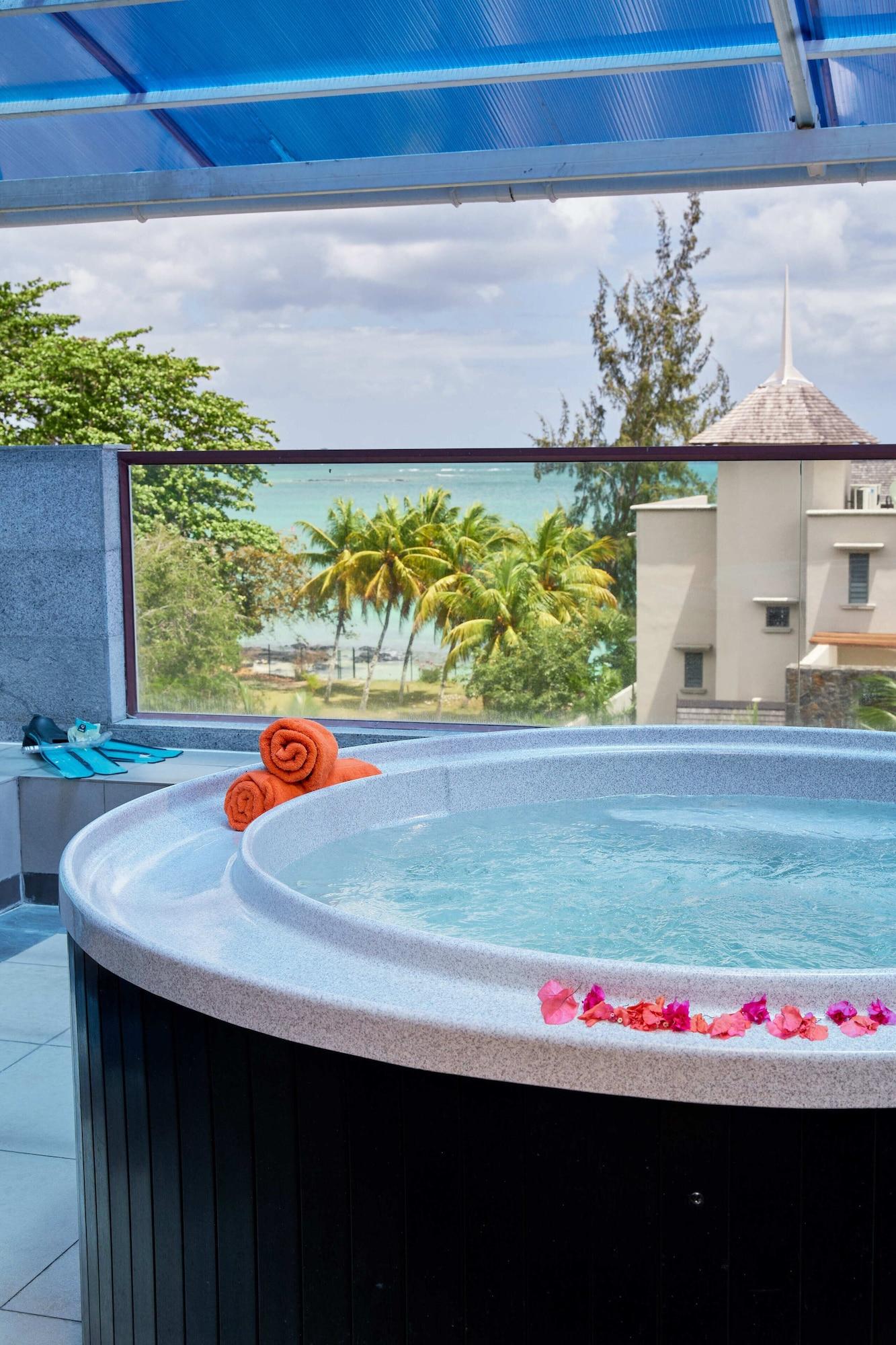 Bur Nas Beach Luxury Suite Pereybere Beach Kültér fotó