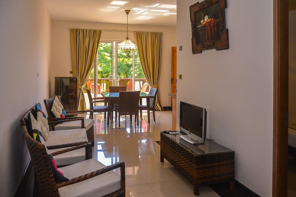 Bur Nas Beach Luxury Suite Pereybere Beach Kültér fotó