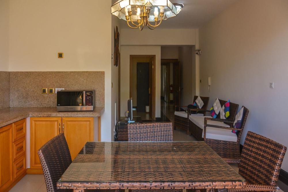 Bur Nas Beach Luxury Suite Pereybere Beach Kültér fotó