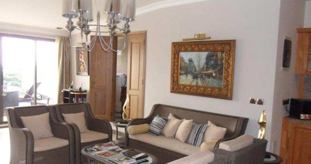 Bur Nas Beach Luxury Suite Pereybere Beach Szoba fotó