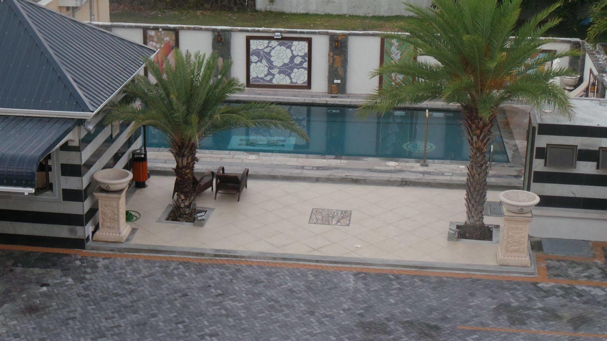 Bur Nas Beach Luxury Suite Pereybere Beach Kültér fotó